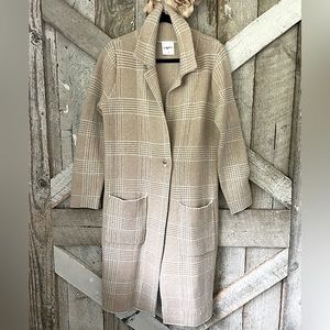 Carly Jean Los Angeles Eleanor Coat